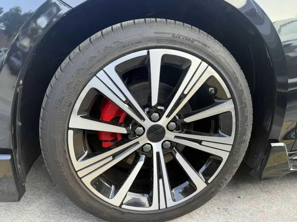 Geely Preface Xing Rui 2025 1.5T Dongfang Yao Jinghong Edition 2025 — thumbnail 4