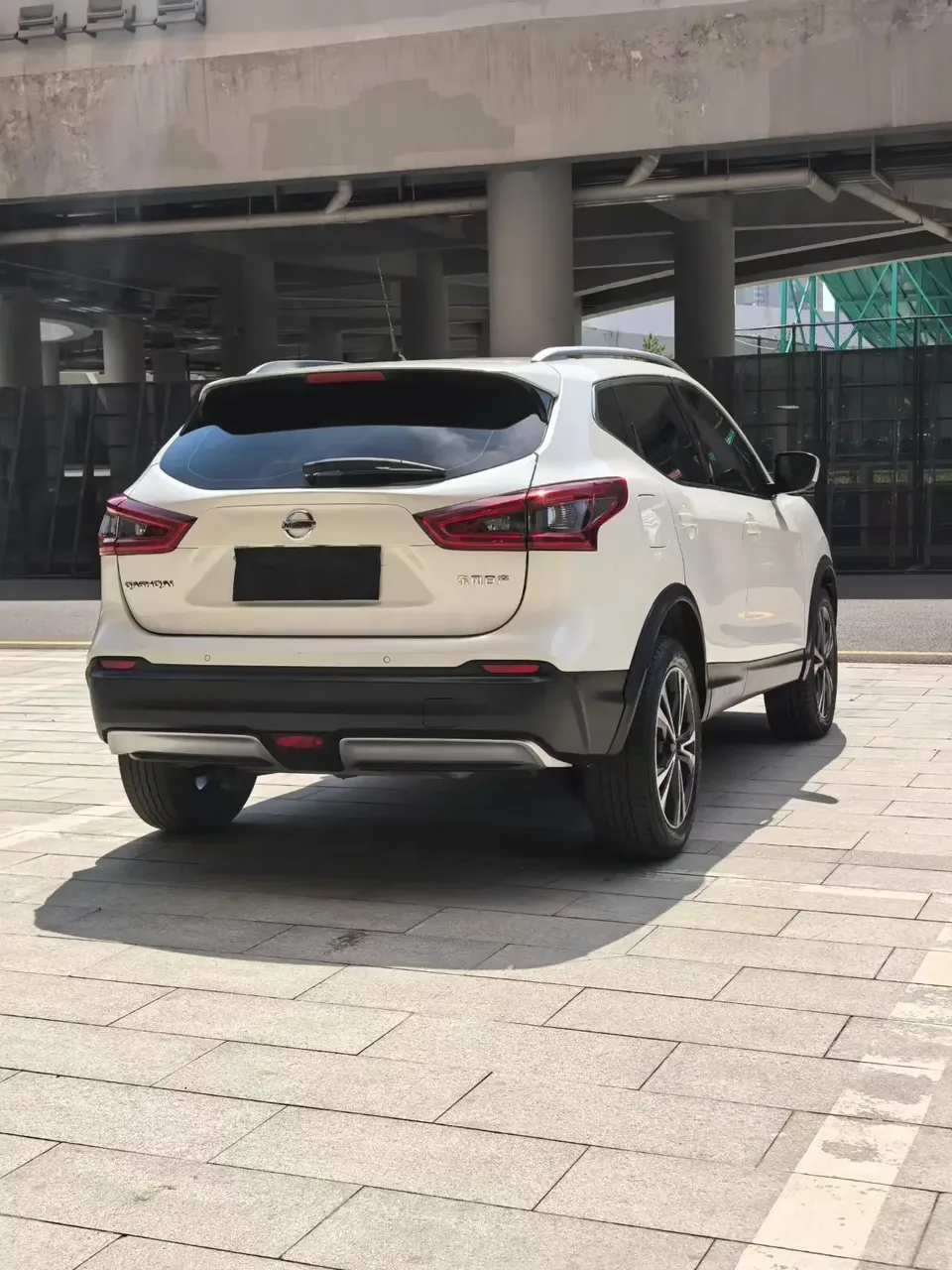 Nissan Qashqai Qashqai 2022 2.0L XV Prem. Deluxe Edition 2023 — thumbnail 2