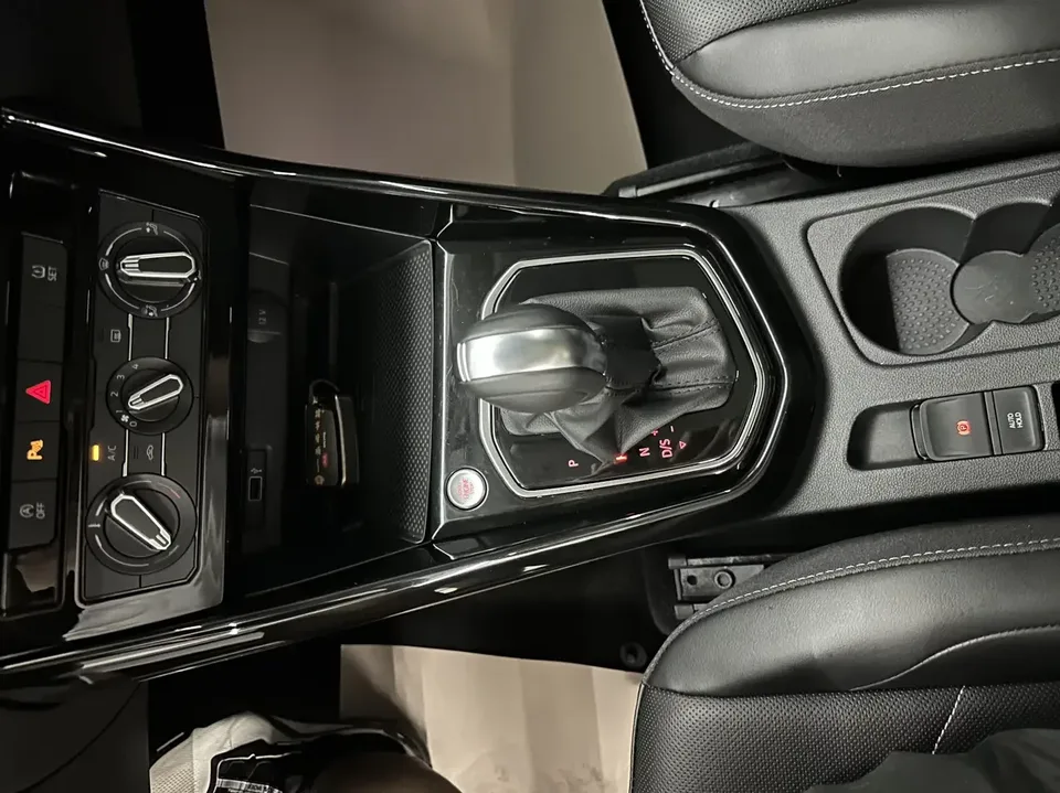 Jetta VS7 Jetta VS7 2022 Panda Edition 1.4T Automatic Enjoy Edition Pro 2022 — thumbnail 3