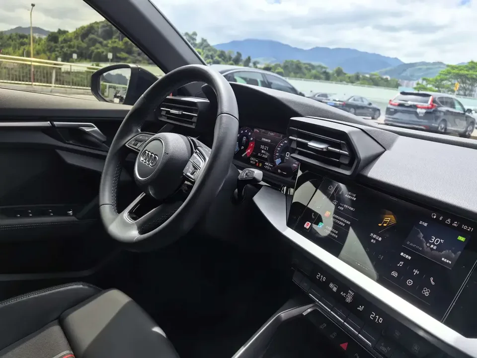 Audi A3 Audi A3 2022 Sportback 35 TFSI Stylish and sporty 2023 — thumbnail 5