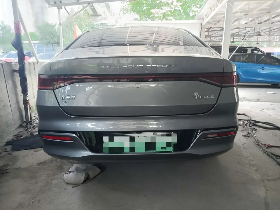 BYD Qin PLUS EV Qin PLUS EV 2021 500KM Luxury 2022 — thumbnail 2