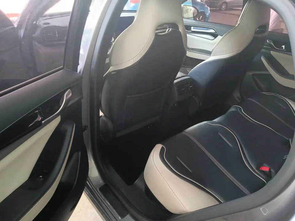 BYD Qin PLUS EV Qin PLUS EV 2021 500KM Luxury 2022 — thumbnail 4
