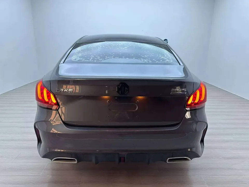 MG 5 MG5 2022 180DVVT CVT Youth Flagship Edition 2023 — thumbnail 2