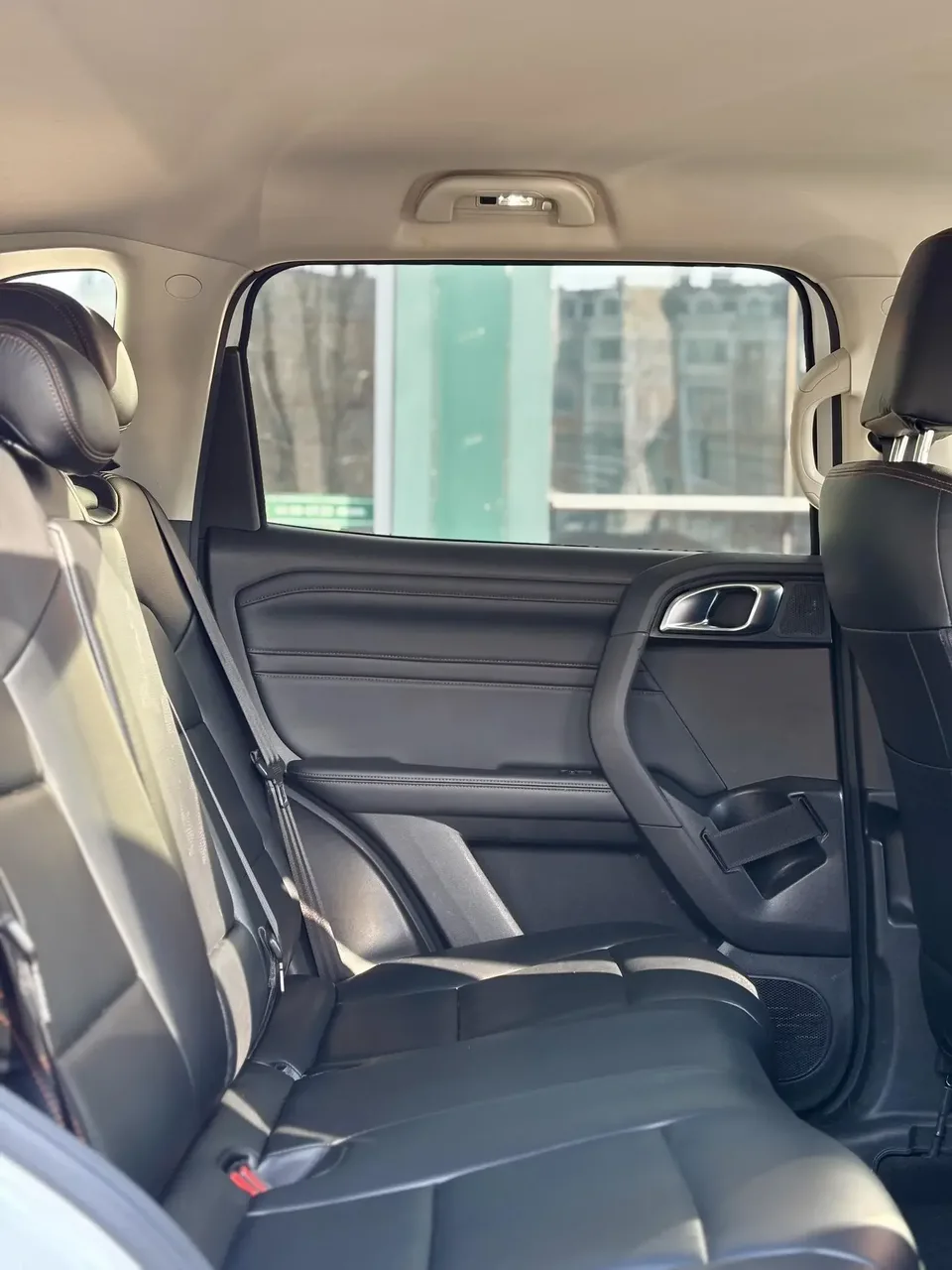 Haval Dargo Harvard dog 2022 1.5T 2WD Husky Edition 2023 — thumbnail 3