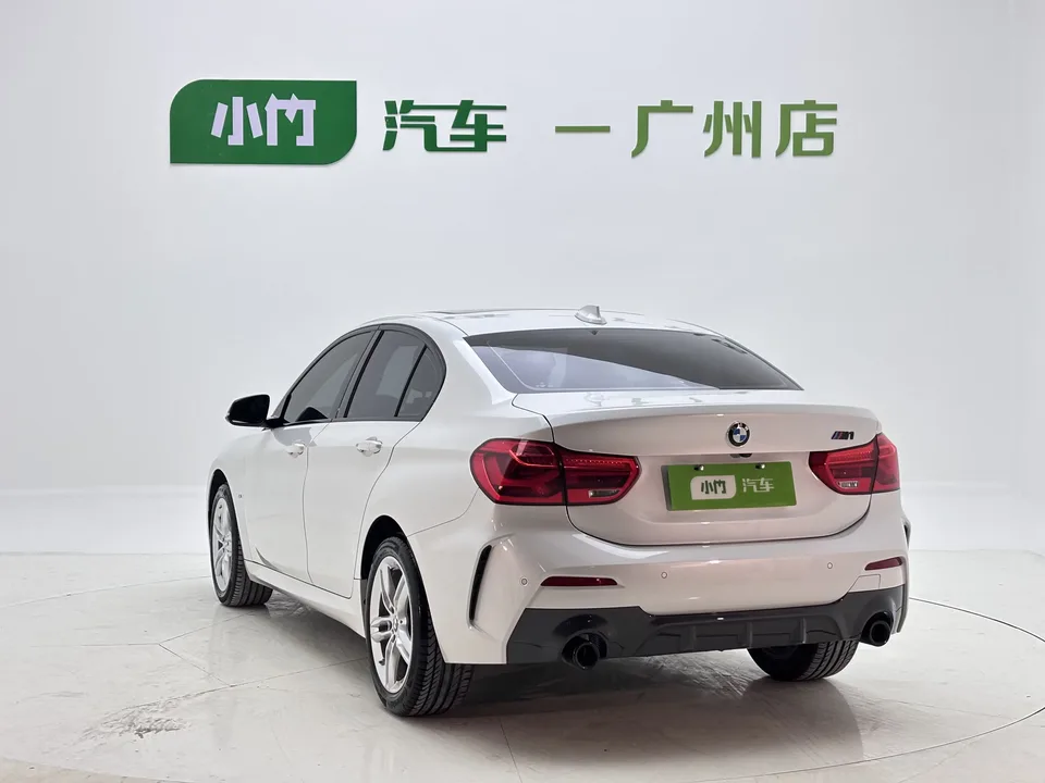 BMW 1 Series BMW 1 Series 2021 120i M Sport Night Edition 2023 — thumbnail 2