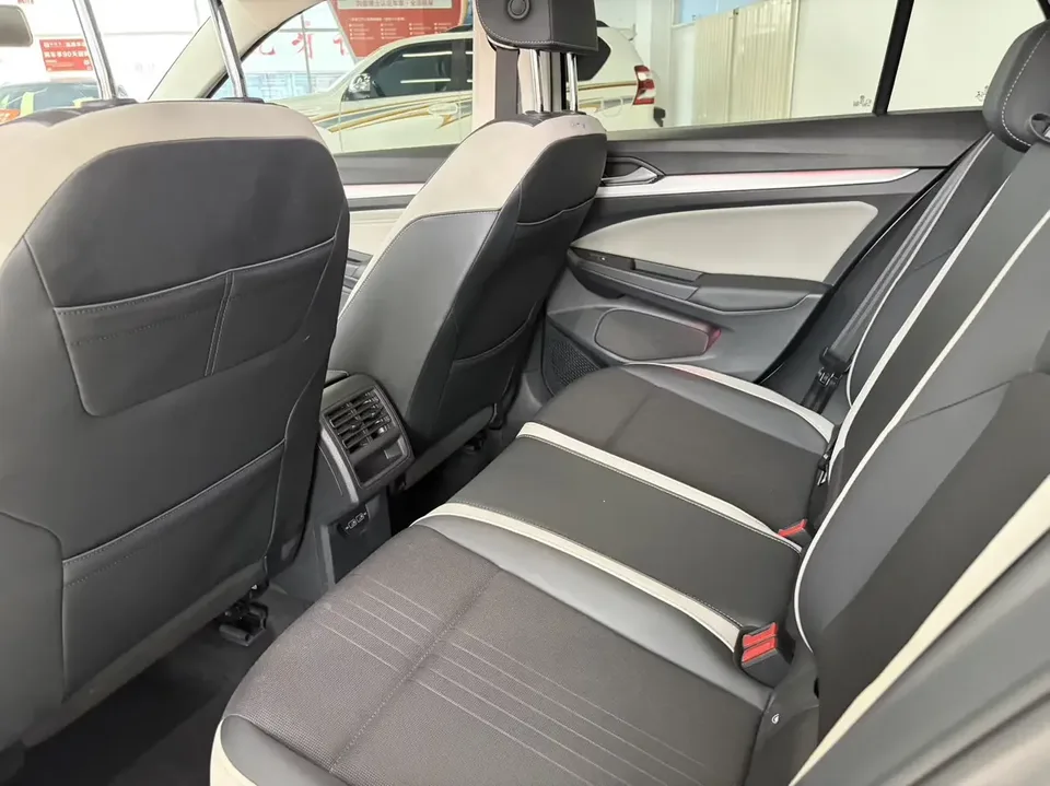 Volkswagen Golf golf 2021 280TSI DSG Pro 2022 — thumbnail 3