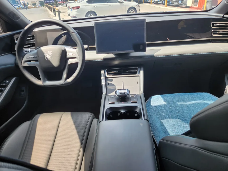 BYD Qin L DM Qin L DM 2025 Intelligent Driving Edition DM-i 80KM Leading Edition 2025 — thumbnail 2