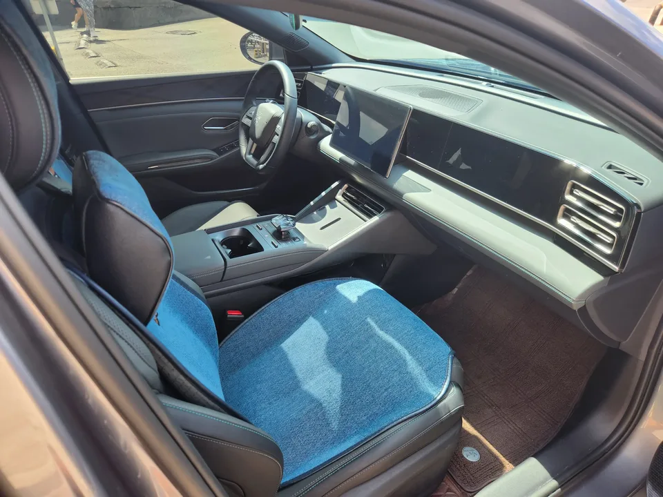 BYD Qin L DM Qin L DM 2025 Intelligent Driving Edition DM-i 80KM Leading Edition 2025 — thumbnail 3