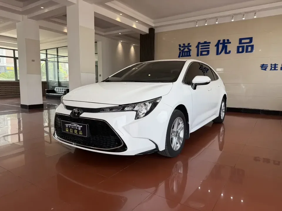 Toyota Levin Lei Ling 2022 185T CVT Deluxe Edition 2022 — photo 1, buy with delivery to Moscow