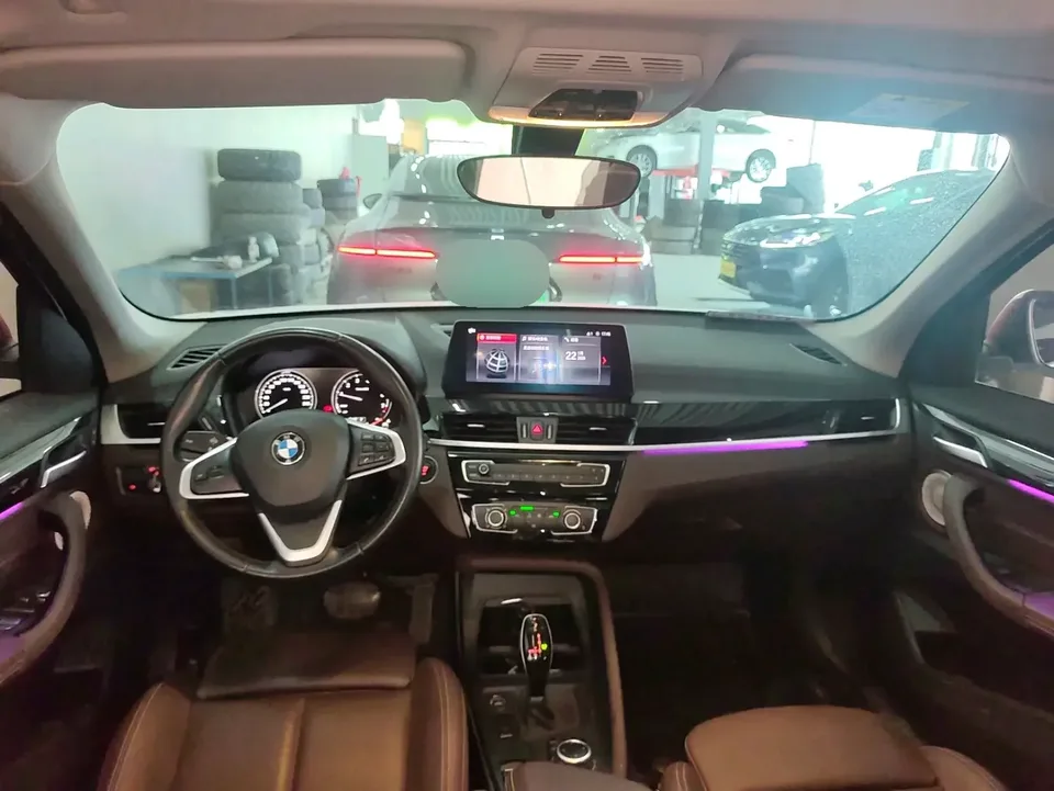 BMW X1 BMW X1 2022 sDrive20Li Fashion 2023 — thumbnail 2