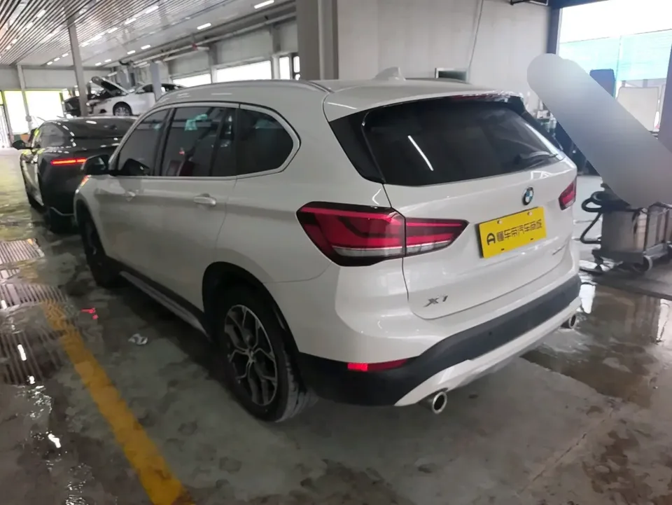 BMW X1 BMW X1 2022 sDrive20Li Fashion 2023 — thumbnail 4
