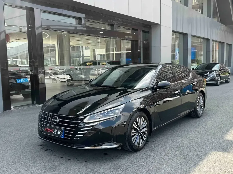 Nissan Altima Sound of nature 2022 2.0L XL-Upr Premium Edition 2024 — photo 1, buy with delivery to Moscow