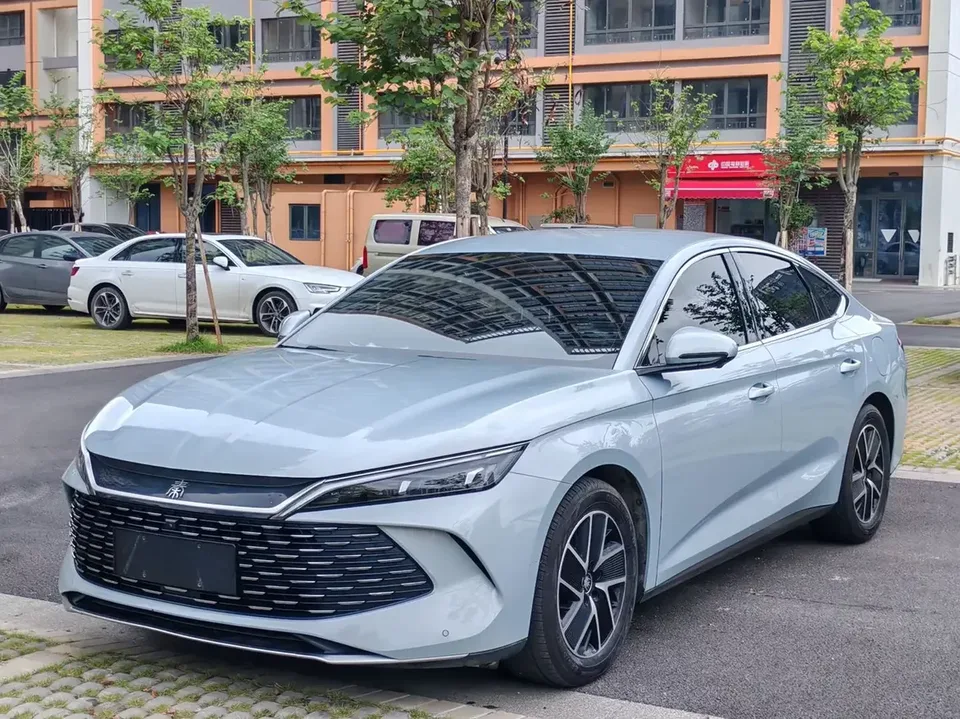 BYD Qin L DM Qin L DM 2024 DM-i 80KM Beyond 2024 — photo 1, buy with delivery to Moscow