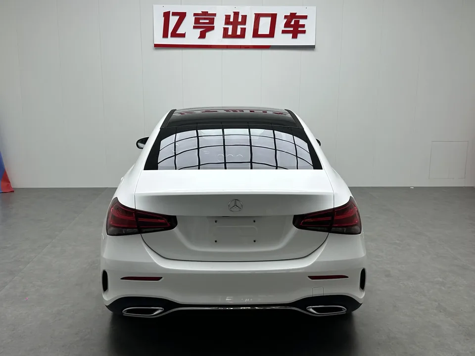 Mercedes-Benz Klasa A Mercedes Benz A Class 2022 A 180 L Sports Sedan 2022 — thumbnail 2
