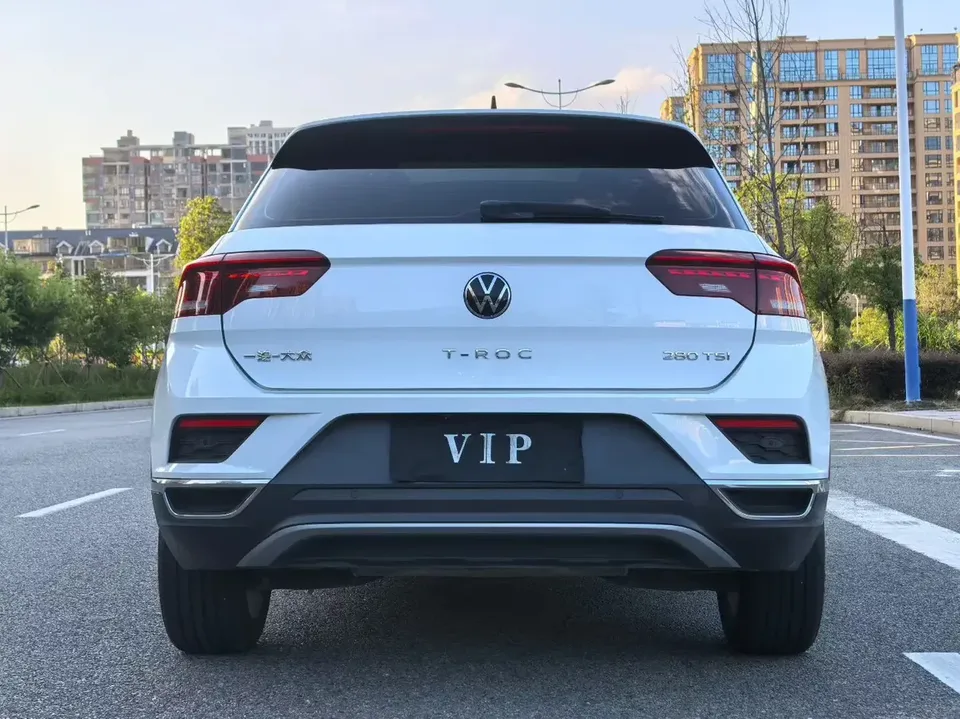 Volkswagen T-Roc TANG 2022 280TSI DSG 2WD Elite PLUS 2022 — thumbnail 2