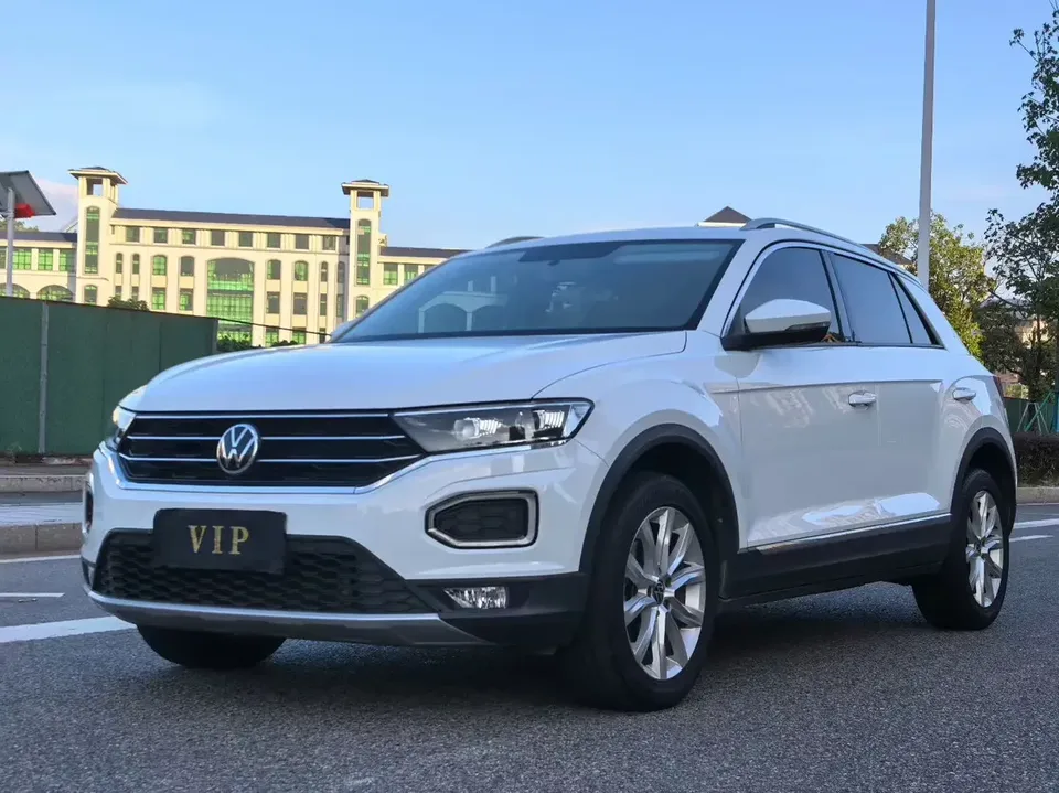 Volkswagen T-Roc TANG 2022 280TSI DSG 2WD Elite PLUS 2022 — photo 1, buy with delivery to Moscow