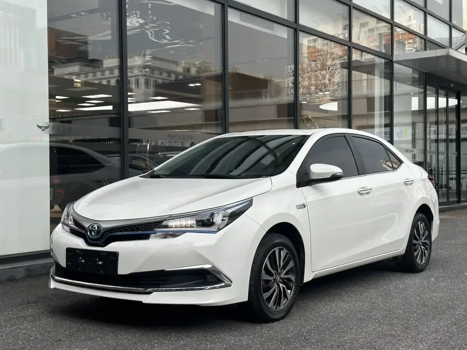 Toyota Corolla Dual Engine E+ Corolla Dual Engine E+ 2020 1.8L Comfort Edition 2022 — photo 1, buy with delivery to Moscow