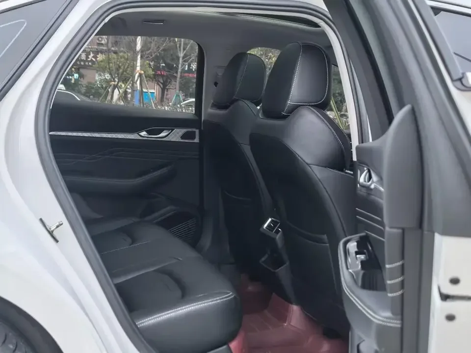 Geely Preface Xing Rui 2023 2.0T Luxury 2024 — thumbnail 3