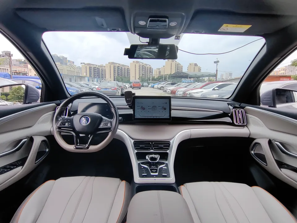 BYD Song Pro DM Song Pro DM 2023 DM-i Champion Edition 71km Leading Type 2023 — thumbnail 4