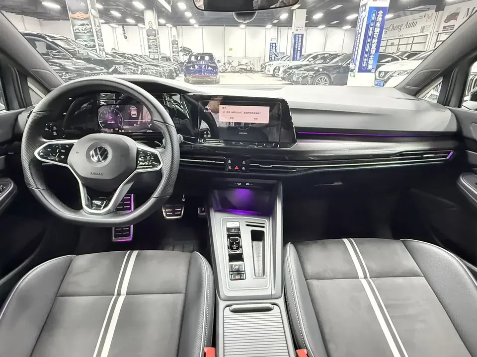 Volkswagen Golf golf 2022 280TSI DSG R-Line 2023 — thumbnail 4