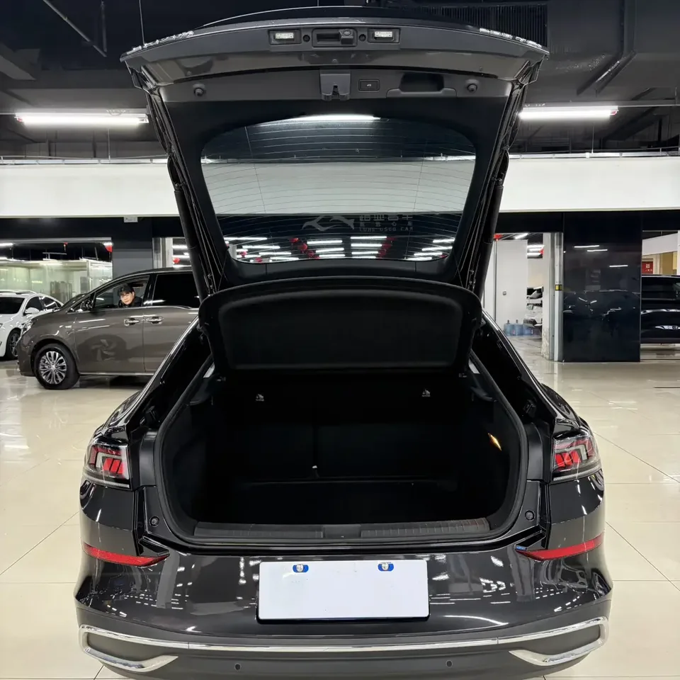 Volkswagen Lamando Lingdu 2022 Lingdu L 280TSI DSG Cool Edition 2022 — thumbnail 4