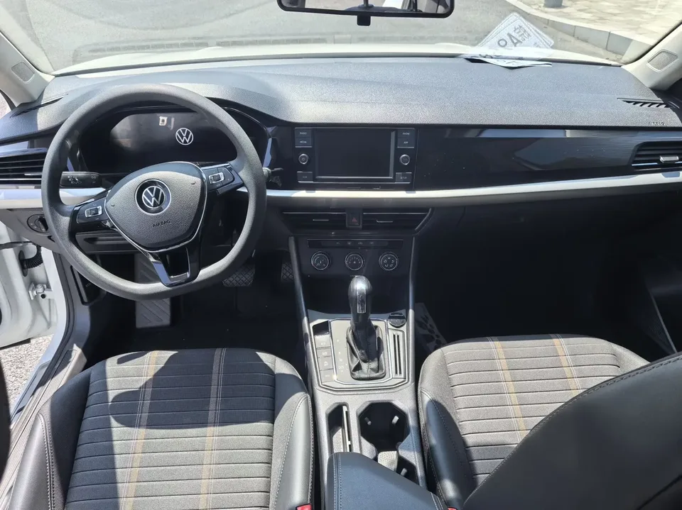 Volkswagen Lavida Lavida 2022 280TSI DSG Comfort Edition 2022 — thumbnail 3