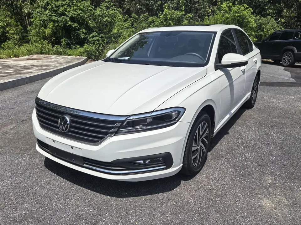 Volkswagen Lavida Lavida 2022 280TSI DSG Comfort Edition 2022 — photo 1, buy with delivery to Moscow