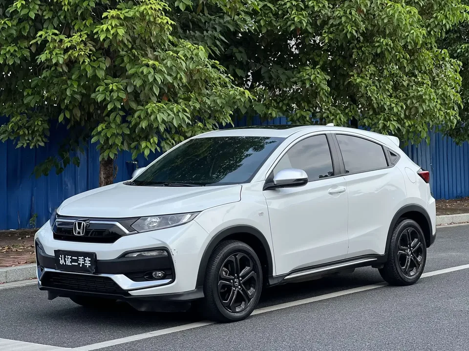 Honda WR-V HondaXR-V 2021 220TURBO CVT Comfort Edition 2022 — photo 1, buy with delivery to Moscow