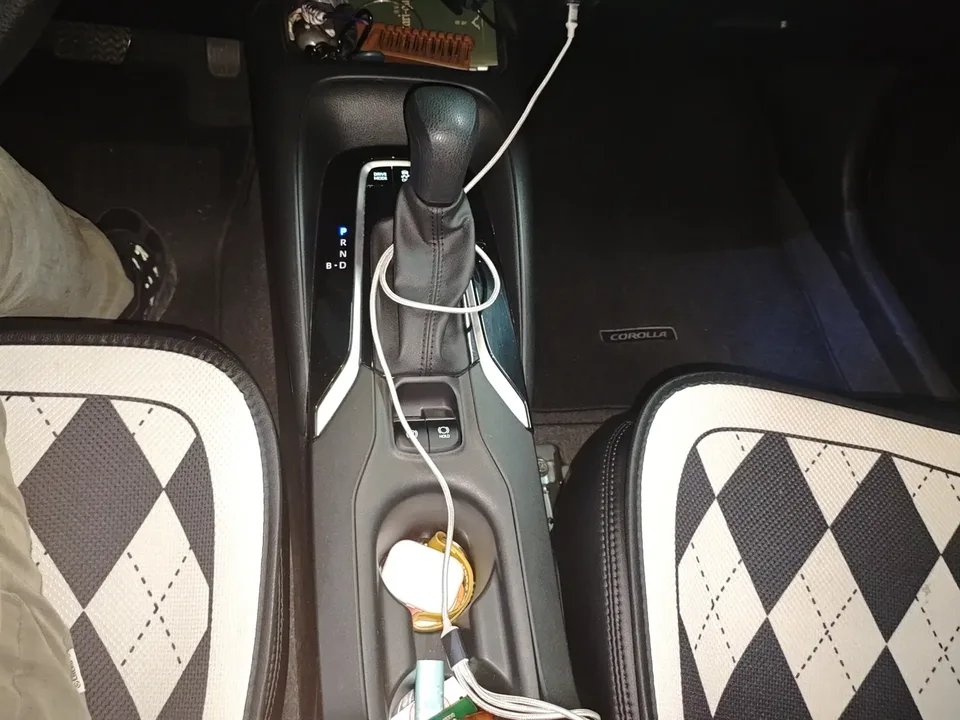Toyota Corolla Corolla 2023 Intelligent Electric Hybrid Dual Engine 1.8L E-CVT Elite Edition 2023 — thumbnail 3