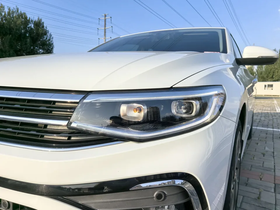 Volkswagen Bora Bora 2023 200TSI DSG Intelligent Driving Edition 2023 — миниатюра 3
