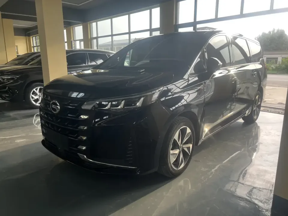 GAC Trumpchi M6 Trumpchi M6 2021 270T Automatic Deluxe Edition 7 Seaters 2022 — photo 1, buy with delivery to Moscow