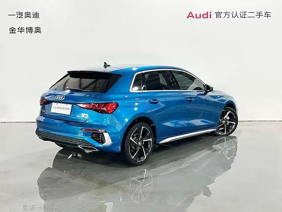 Audi A3 Audi A3 2022 Sportback 35 TFSI Stylish and sporty 2022 — thumbnail 4