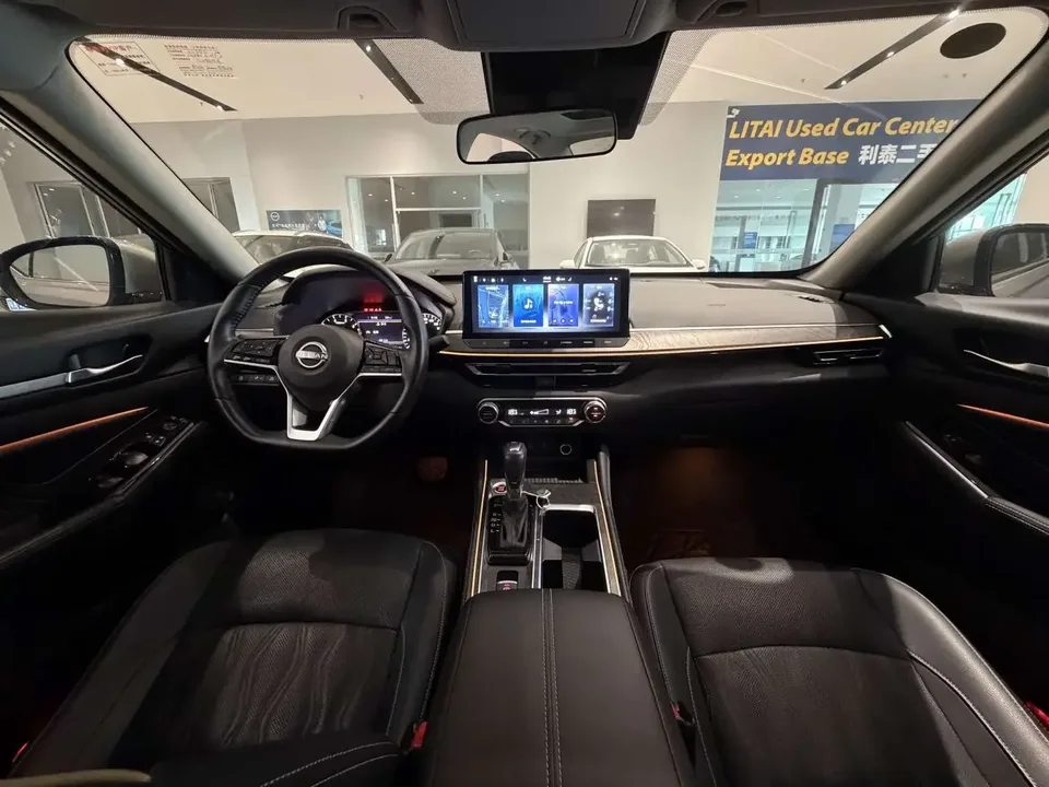 Nissan Altima Sound of nature 2022 2.0L XL-Upr Premium Edition 2022 — thumbnail 3