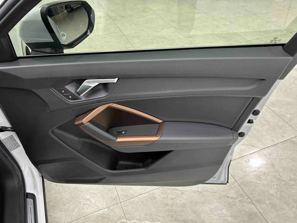 Audi Q3 Audi Q3 2022 35 TFSI Stylish and Elegant 2022 — thumbnail 5