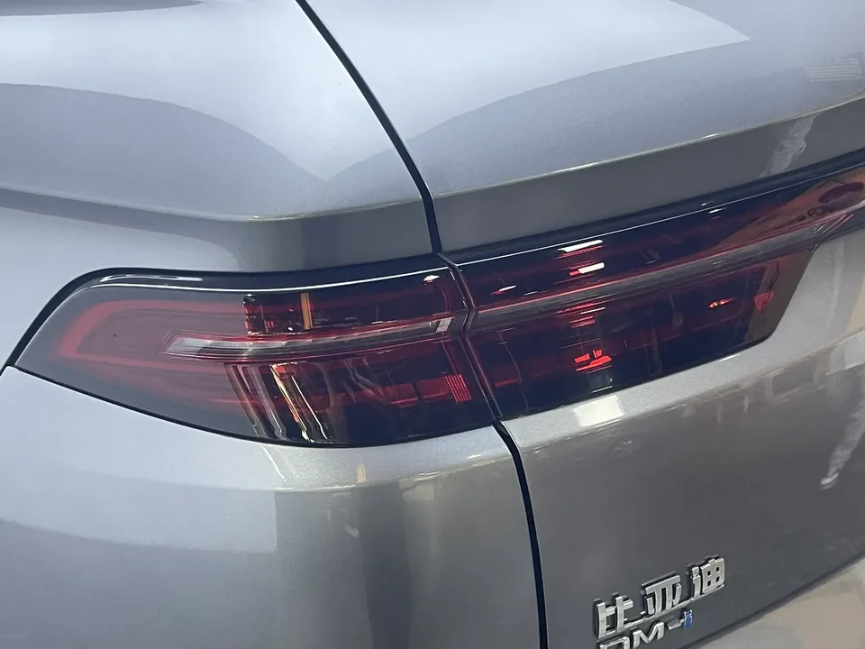 BYD Song Pro DM Song Pro DM 2024 DM-i Glory Edition 110km Surpassing Type 2024 — thumbnail 4