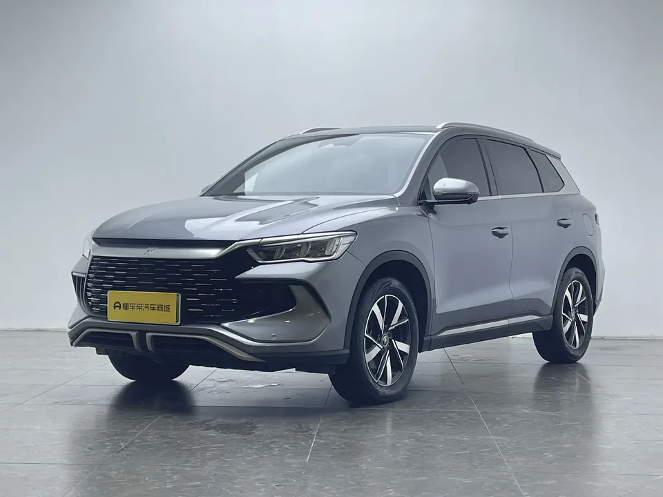 BYD Song Pro DM Song Pro DM 2024 DM-i Glory Edition 110km Surpassing Type 2024 — photo 1, buy with delivery to Moscow