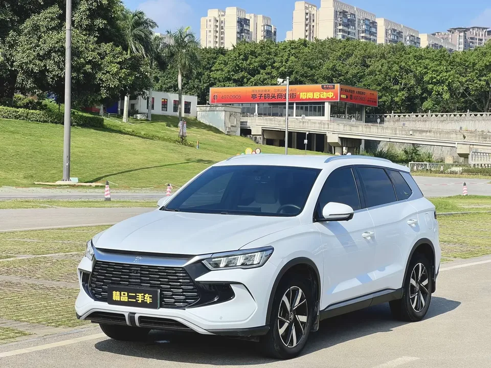 BYD Song Pro DM Song Pro DM 2024 DM-i Honor Edition 71km Pilot Edition 2024 — photo 1, buy with delivery to Moscow