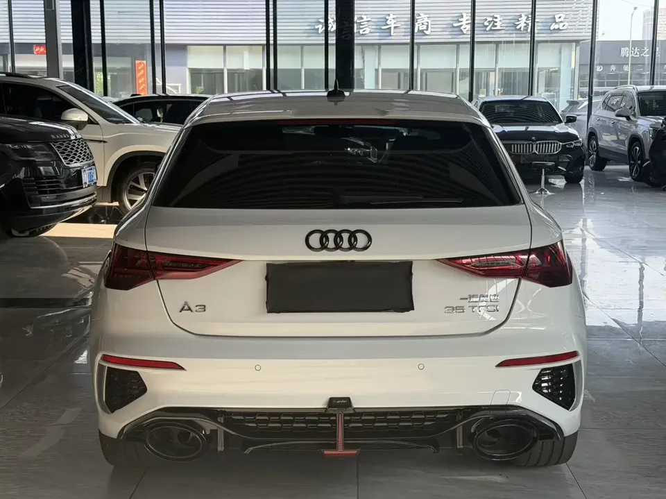 Audi A3 Audi A3 2023 Sportback 35 TFSI facelift: luxury sports model 2023 — thumbnail 2
