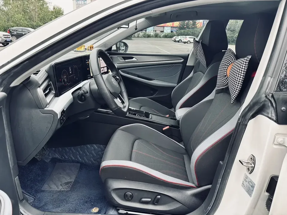 Volkswagen Lamando Lingdu 2022 Lingdu L 280TSI DSG Hot Edition 2022 — thumbnail 5