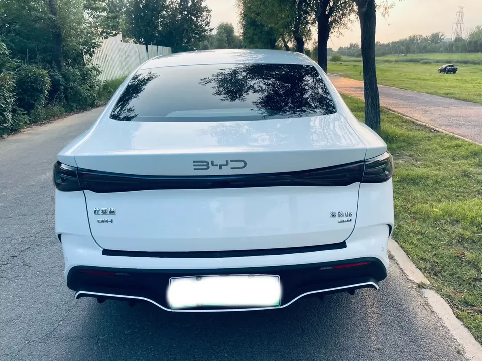 BYD Seal 06DM Seal 06DM 2024 DM-i 80KM Premium 2024 — thumbnail 2