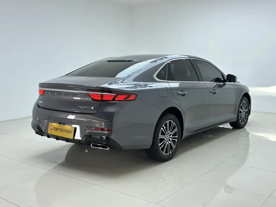Geely Preface Xing Rui 2026 1.5T Dongfang Yao Fuyao Edition 2026 — thumbnail 3