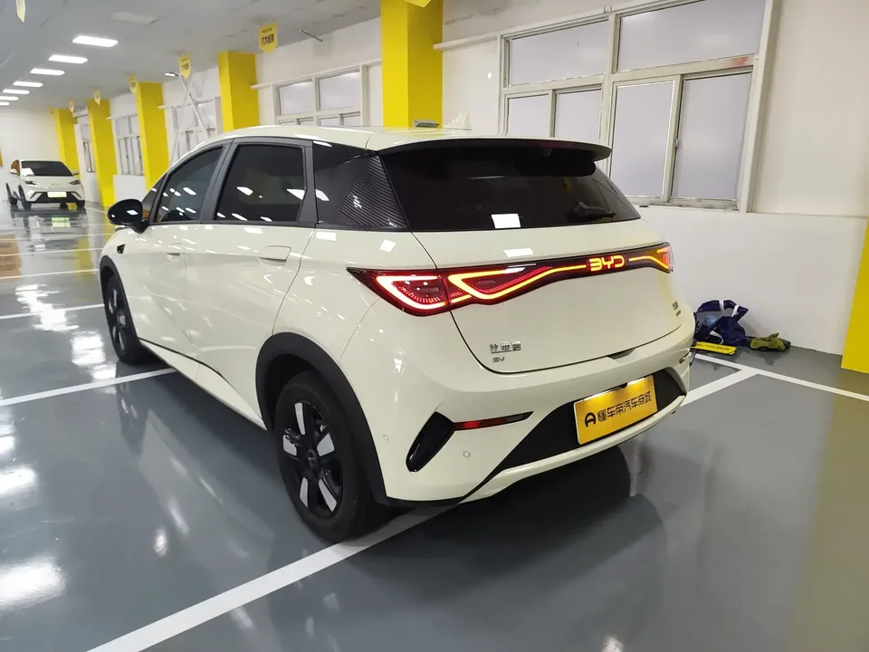 BYD Dolphin dolphin 2025 Smart Driving Edition 410KM Fashion Edition 2025 — миниатюра 4