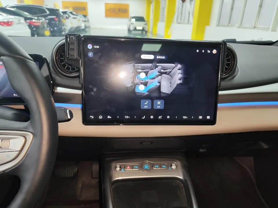 BYD Dolphin dolphin 2025 Smart Driving Edition 410KM Fashion Edition 2025 — миниатюра 5
