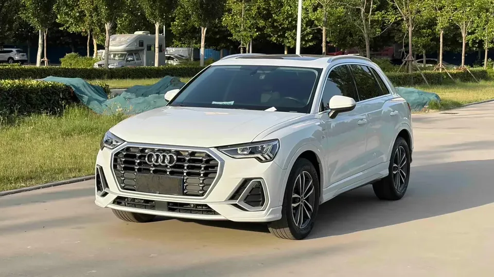 Audi Q3 Audi Q3 2022 35 TFSI Progressive Dynamic 2022 — photo 1, buy with delivery to Moscow