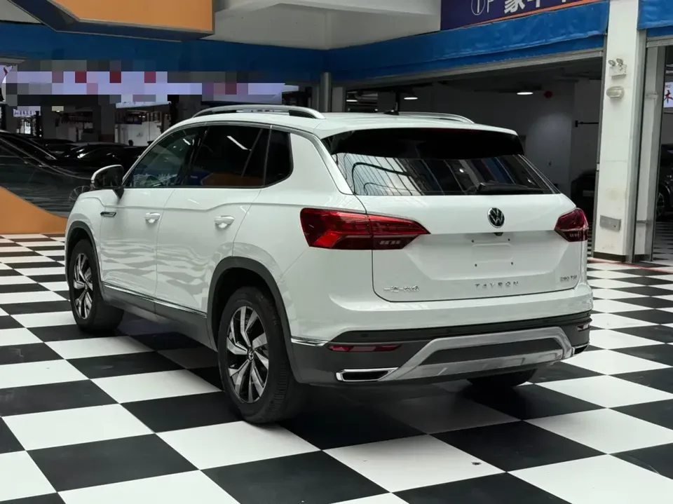 Volkswagen Tayron Tanyue 2022 280TSI 2WD Luxury Smart Edition 2022 — thumbnail 4