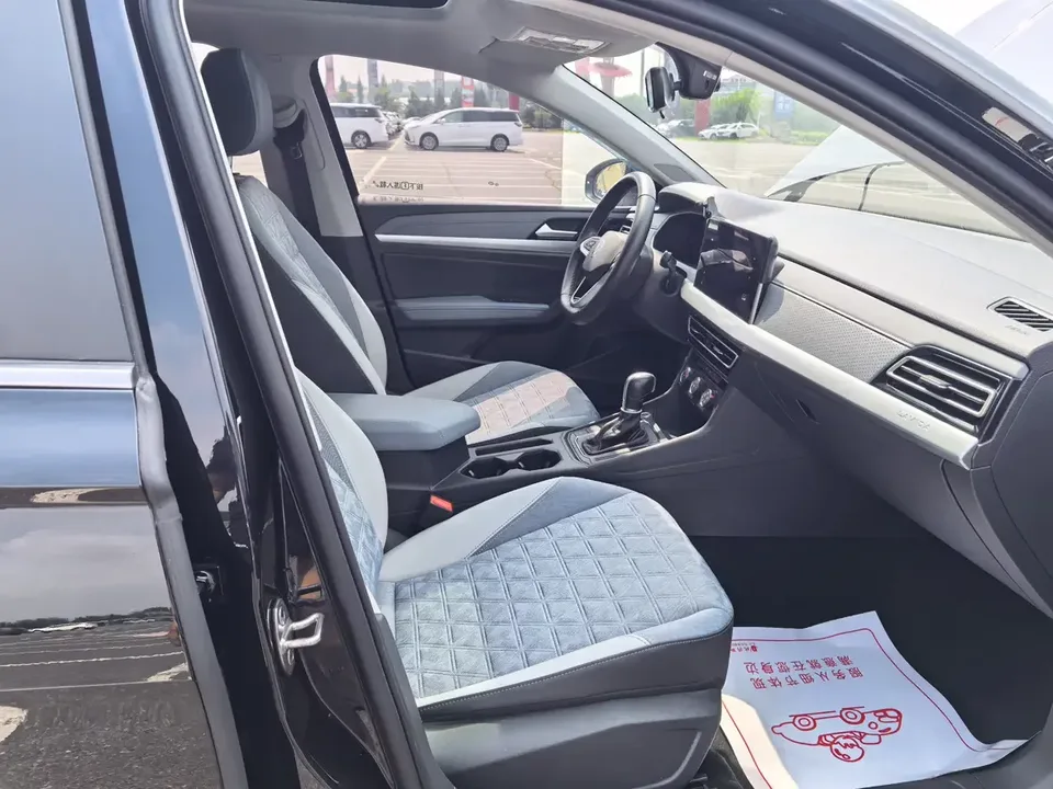 Volkswagen Lavida Lavida 2023 280TSI DSG Full Elegance Edition 2022 — thumbnail 3