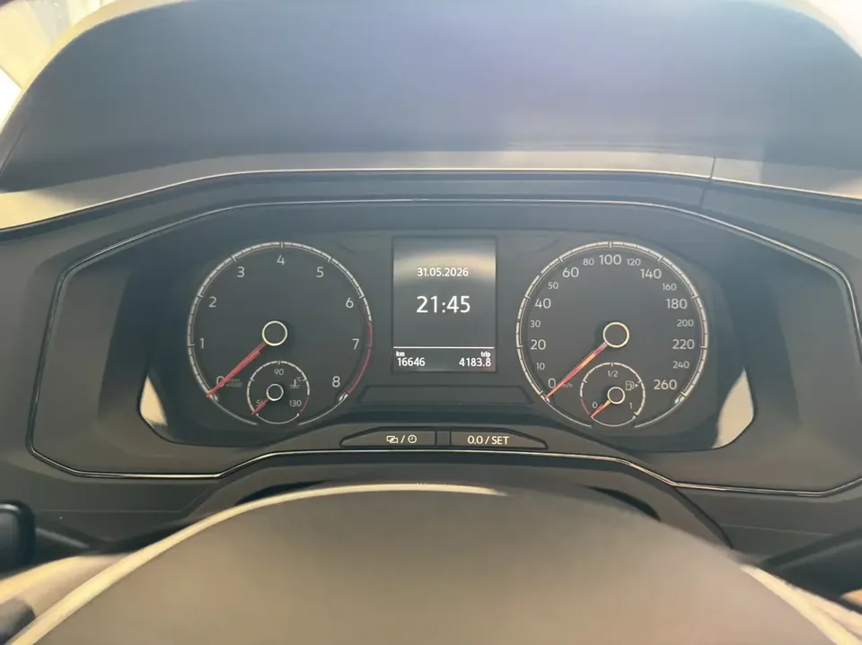 Volkswagen Polo Polo 2021 Plus 1.5L Automatic Panoramic Enjoyment Edition 2022 — thumbnail 3