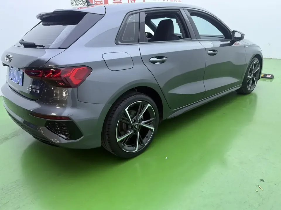 Audi A3 Audi A3 2022 Sportback 35 TFSI Stylish and sporty 2023 — thumbnail 3