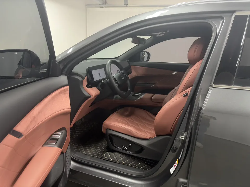 Changan CS75PLUS Changan CS75 PLUS 2025 The fourth generation 1.5T New Blue Whale Smart Premium 2025 — thumbnail 5