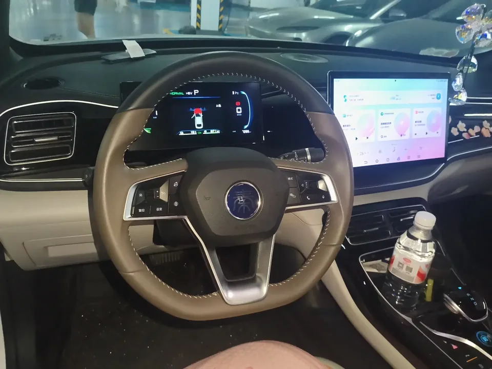 BYD Qin PLUS DM Qin PLUS DM 2024 Honor Edition DM-i 120KM Beyond 2024 — thumbnail 4